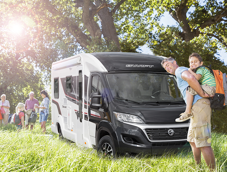 De halfintegraal camper