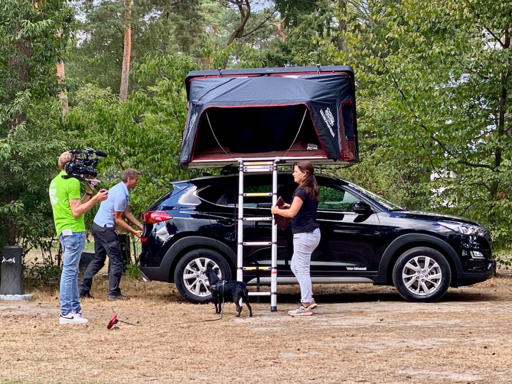 Begrijpen Berri Alvast Slapen op het dak van je auto? - Camp to Go